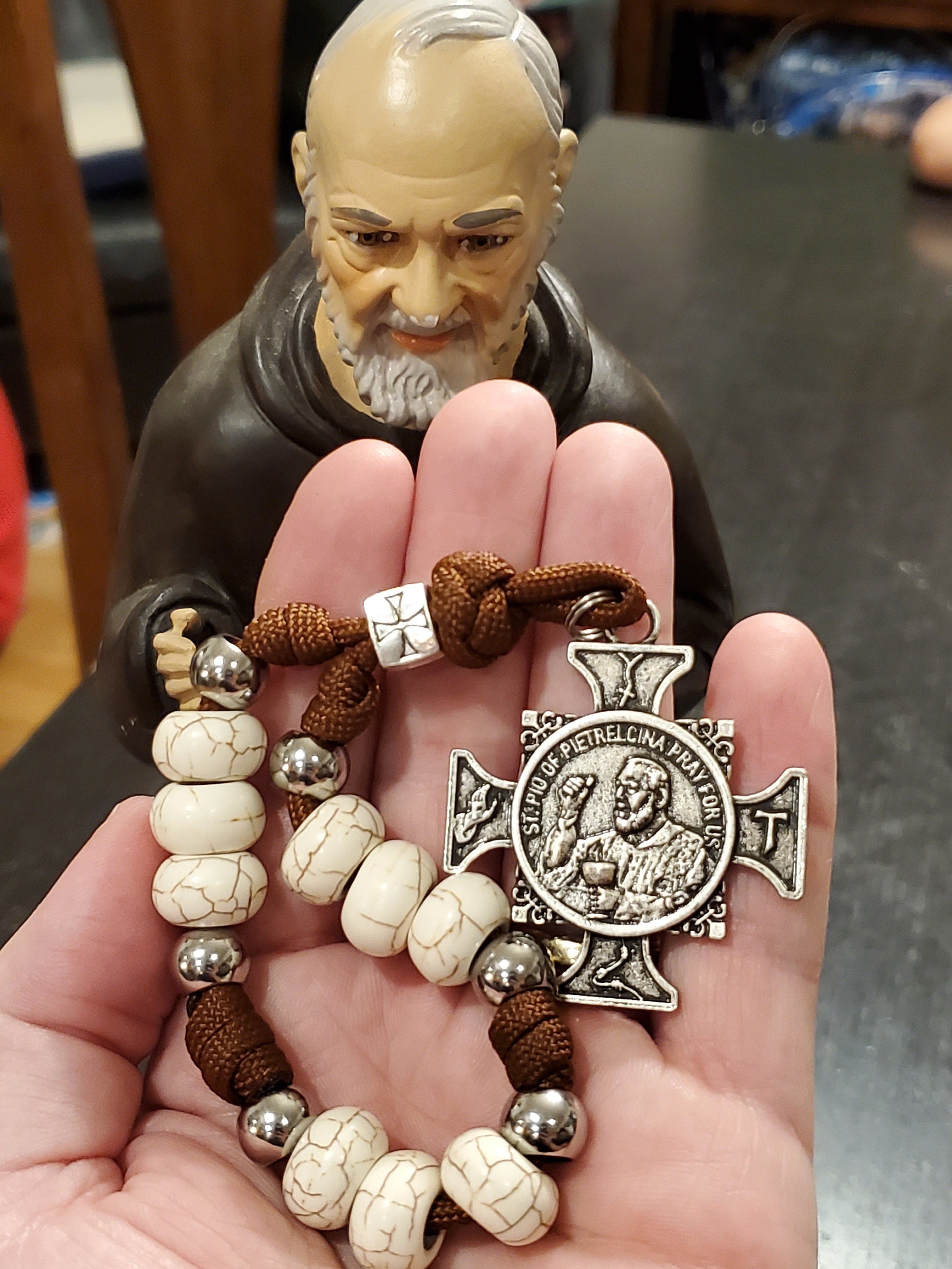 St. Padre Pio Chaplet of the Sacred Heart – Novena Chaplet | Prayer to the Sacred Heart of Jesus | Catholic Gift